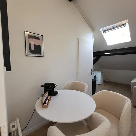 Apartment Virgil Lyon