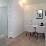 Virgil Apartman *